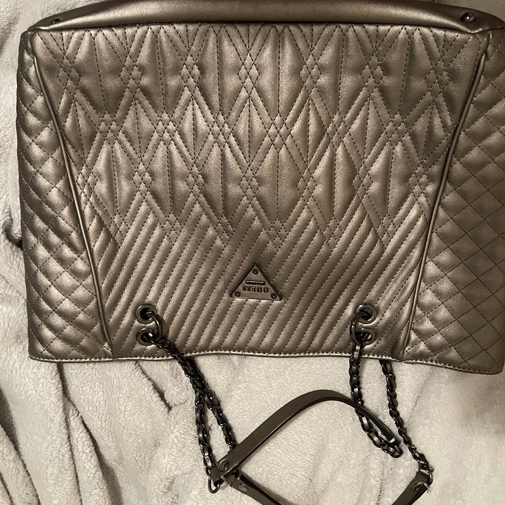Guess purse